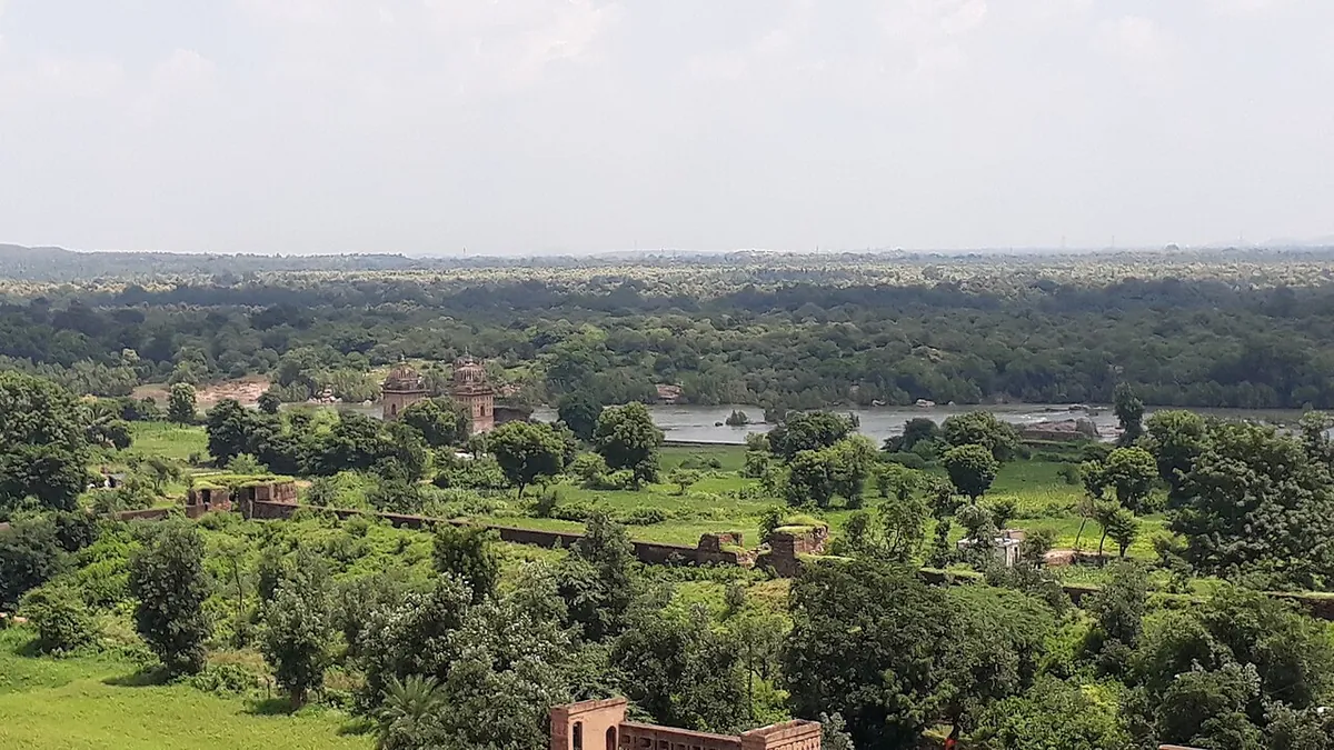 Bird's-eye view of Orchha town
