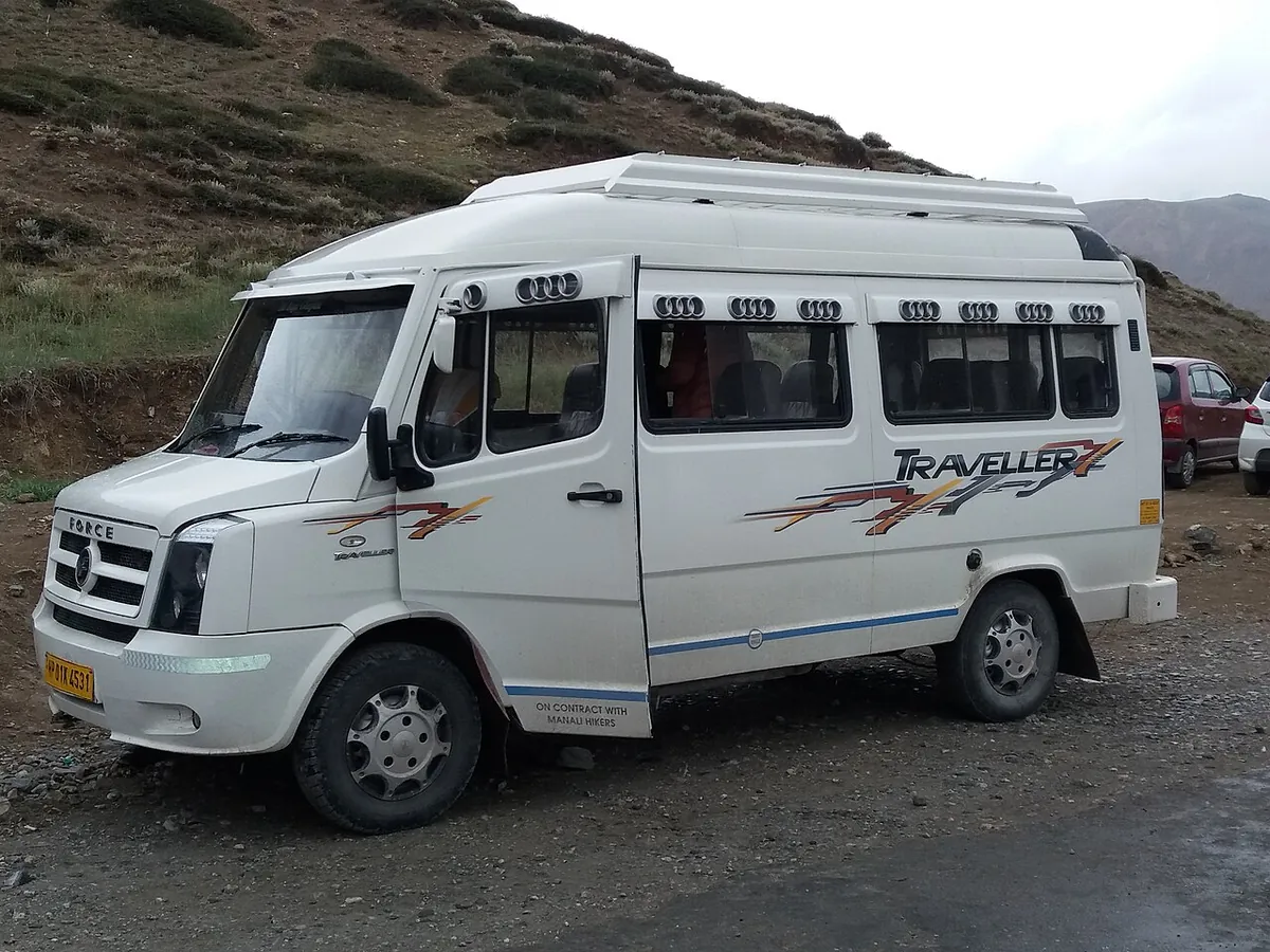 Force Traveller, Leh-Manali Highway