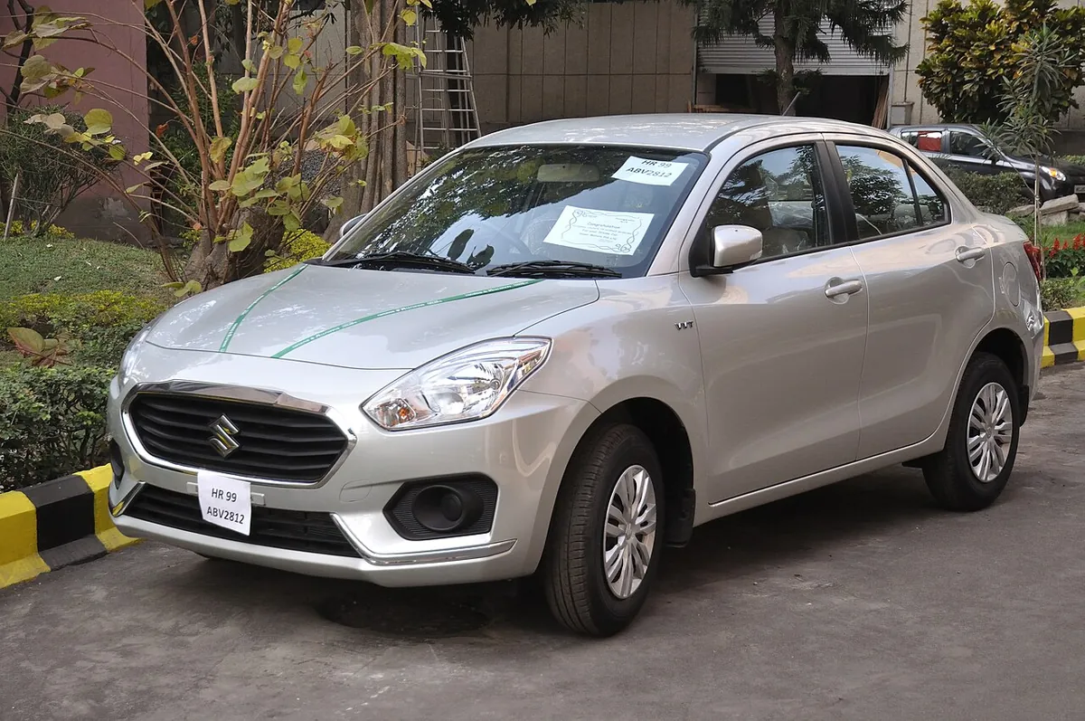 Maruti Suzuki Dzire VXi VVT - Subcompact Car - Kolkata 2018-01-17 7574