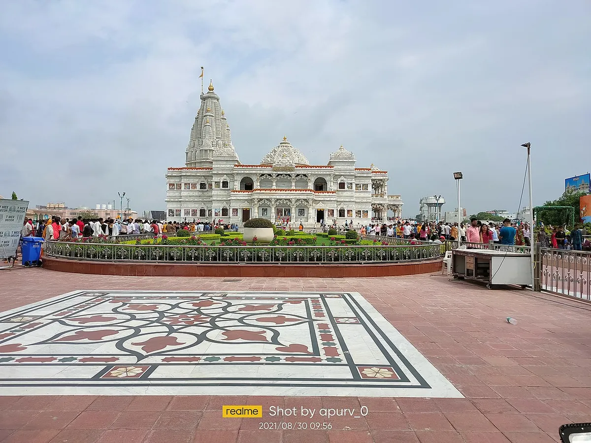 Vrindavan Prem Mandir 4